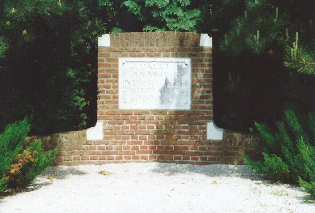 oorlogs monument (1992)