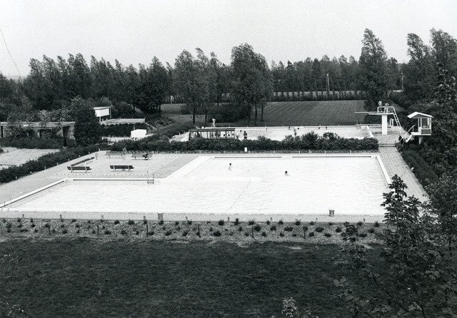 hendrik-oosterhuis-zwembad-1963