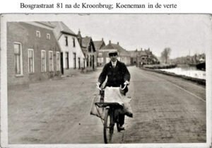 De man op de fiets is Koeneman.