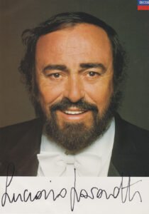 luciano-pavarotti