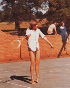 princess diana age 15 - playing tennis at Althorp back in 1976