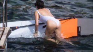 charlize_theron02