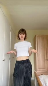 chloe_slater01