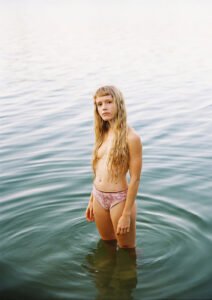 alice_phoebe_lou04