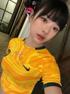 hanni_pham02