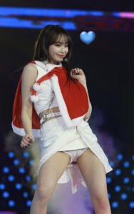le_sserafim_chaewon01