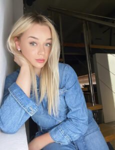maria_stenzel06