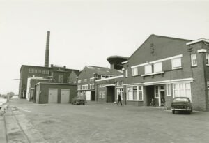 1974, Oude Pekela ,strokartonfabriek ' ,Ceres Sparreboom '.