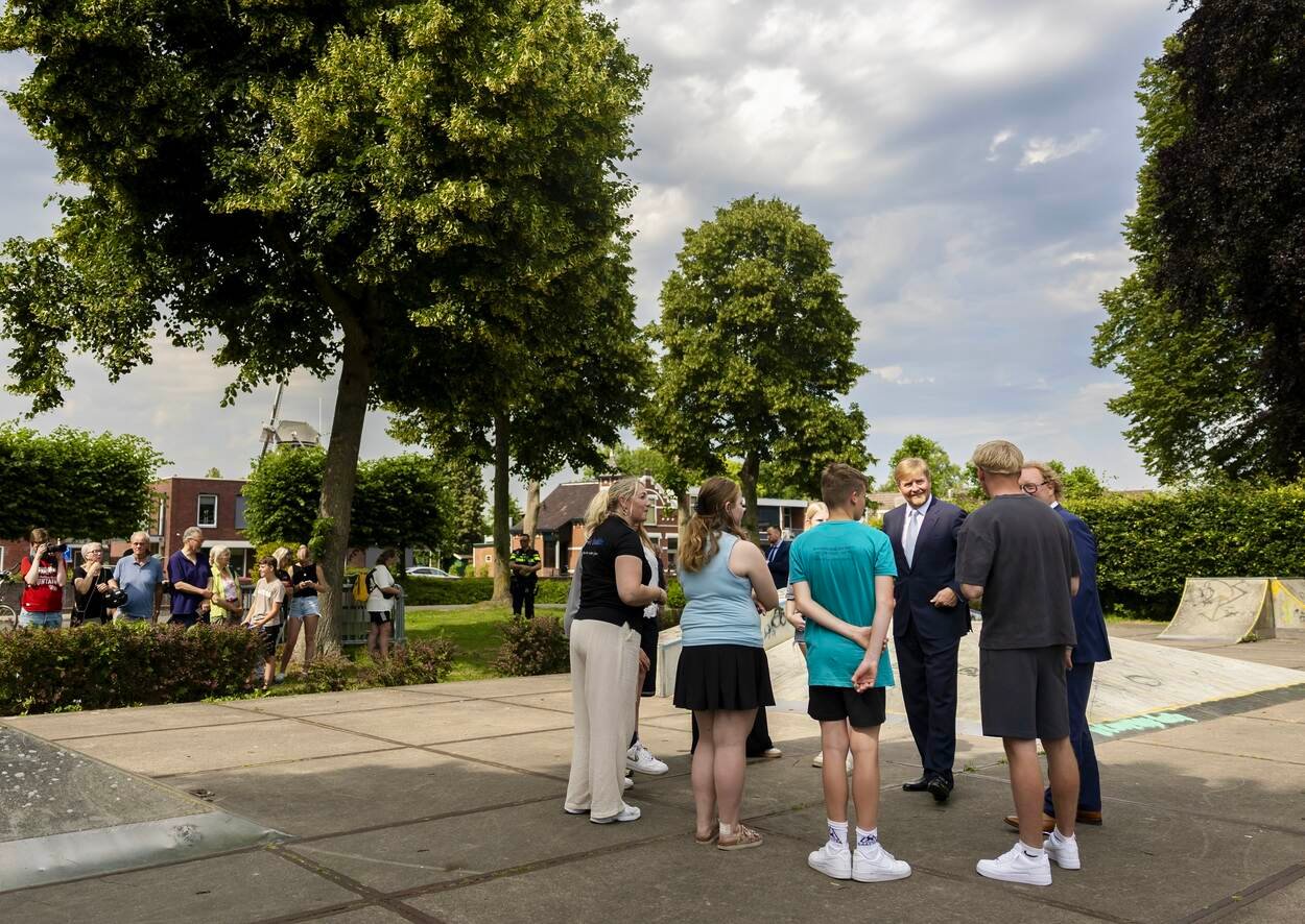 Koning Willem-Alexander bezoekt Oude Pekela