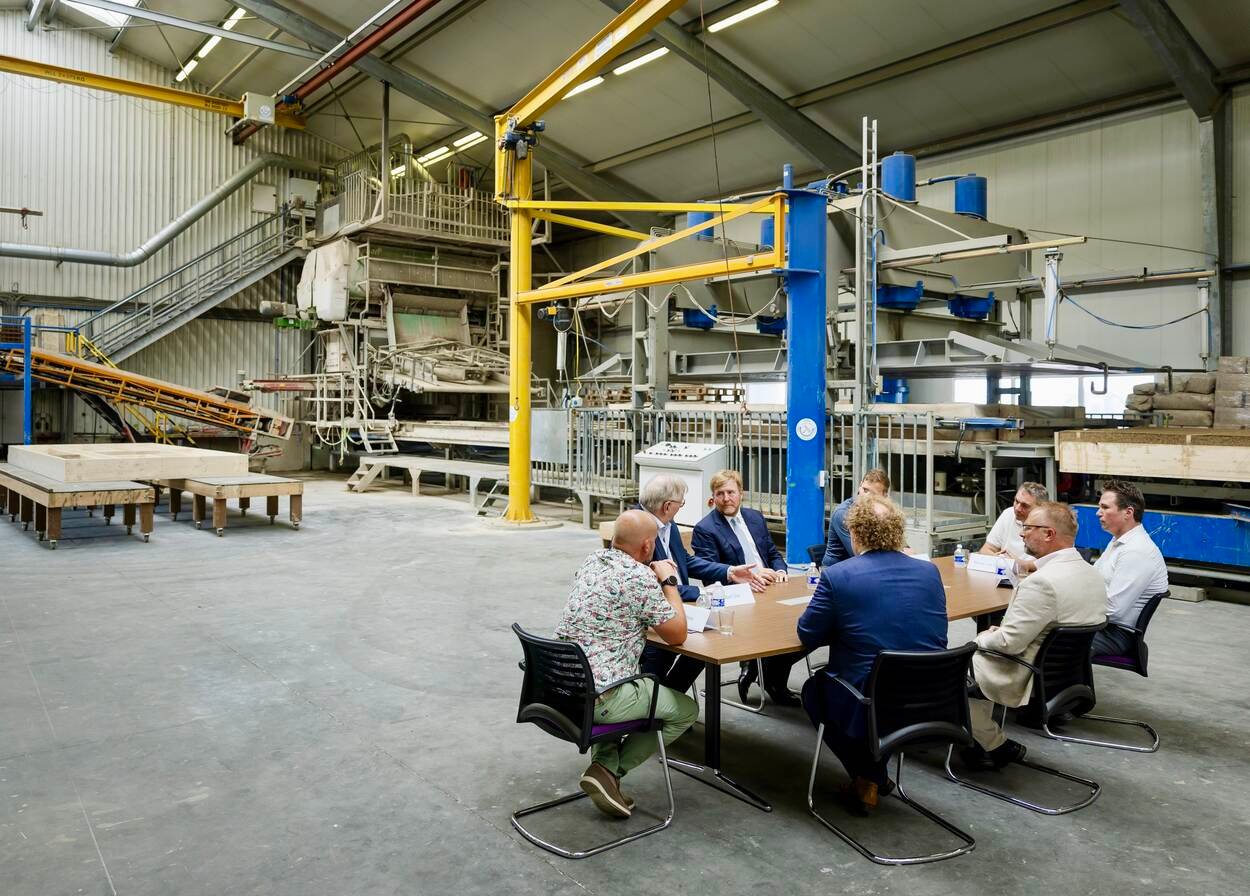 Koning Willem-Alexander bezoekt Oude Pekela