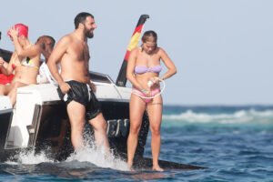 rita_ora01