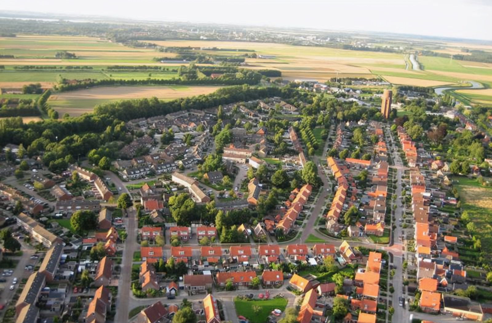 luchtfoto oude pekela