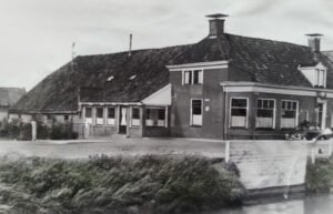 Café de grens R.Brink jaren 60.
