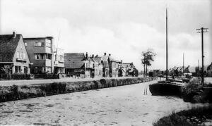 Tegenover Erica jaren 30.