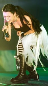 amy_lee03