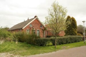 04 - Armenhuis uit vroegere tijden is paar jaar geleden afgebrand