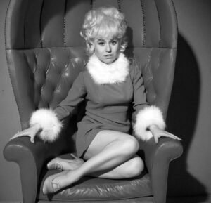 barbara_windsor03
