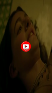 Beanie Feldstein and Kaitlyn Dever in Booksmart (2019)