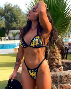 nicole_eleftheriadou03