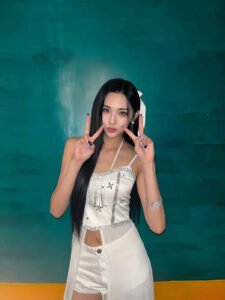 Aisha of everglow02