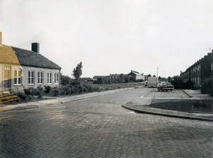 Hugo de Grootstraat 1974 links de Boekenkist.