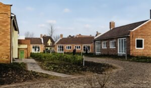 Bejaardenhofje jaar 1956 huur per week 5.70 nu de Zonnedauw