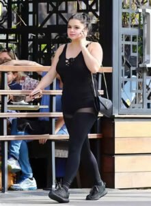 ariel_winter03