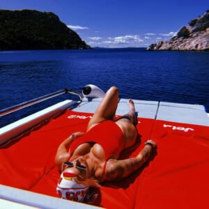 sam_divine02