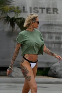 Tina Louise02