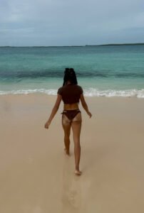 monae_nichols03